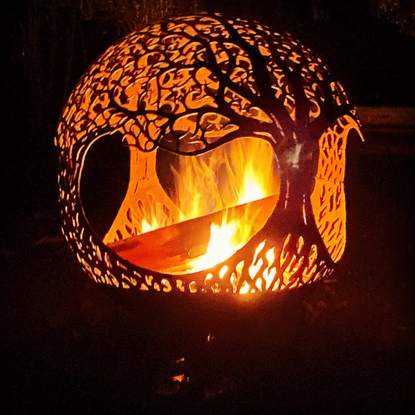 The Fire Pit Artist